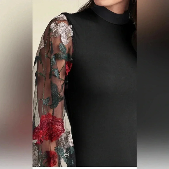 Embroidered Floral Puff Sleeve Dress - Picture 3 of 15